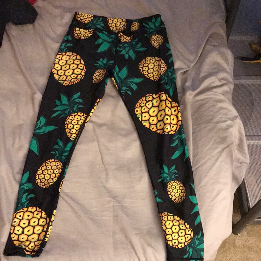 Fun pineapple leggings